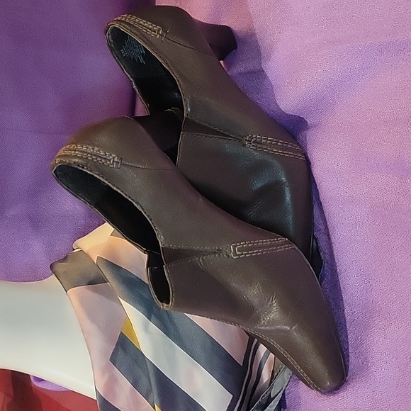 I Love Comfort Brown Leather Bootie - Picture 2 of 9